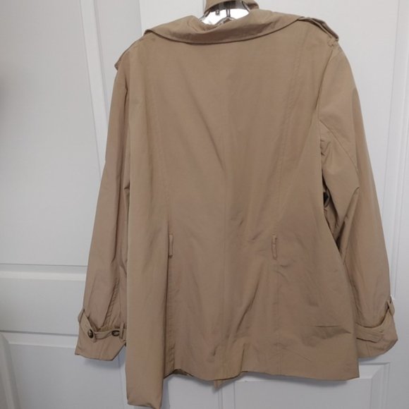 Ashley Stewart size 26 beige trench coat - Picture 4 of 5